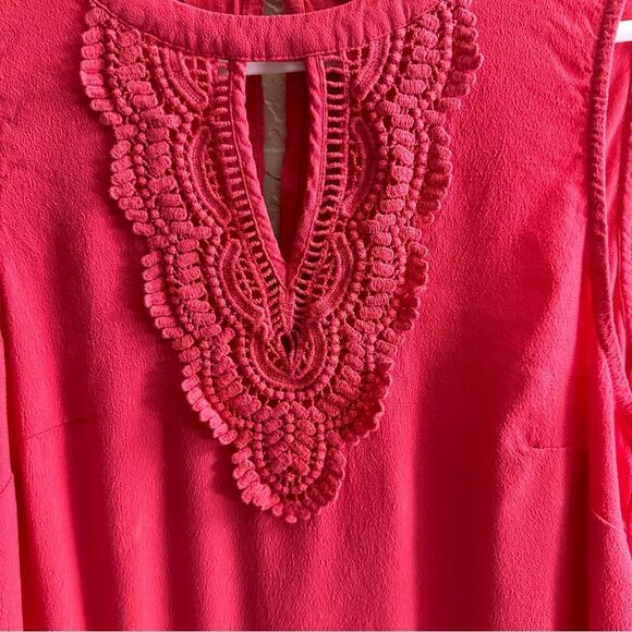 Daniel Rainn Crochet Detail Knit Top Size‎ Medium - Picture 7 of 8